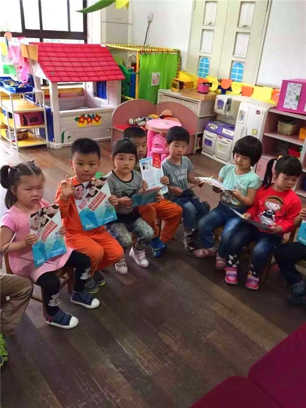 易視界走進學校免費視力普查