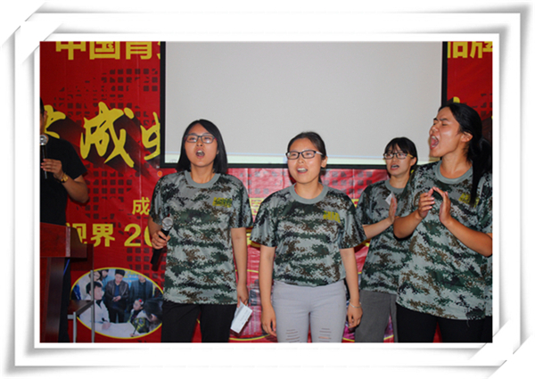 易視界伙伴們積極上臺發言