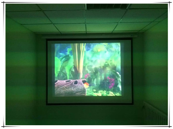 易視界望海小學店室內