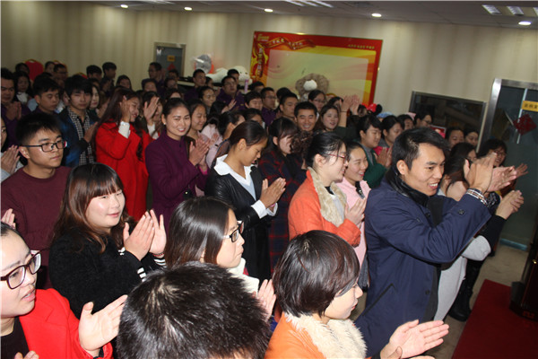 易視界實業10月嘉獎會暨11月啟動大會圓滿結束