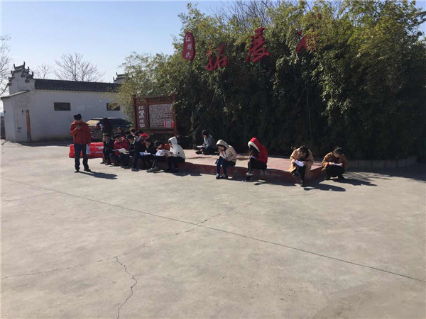 易視界精英認真學習中