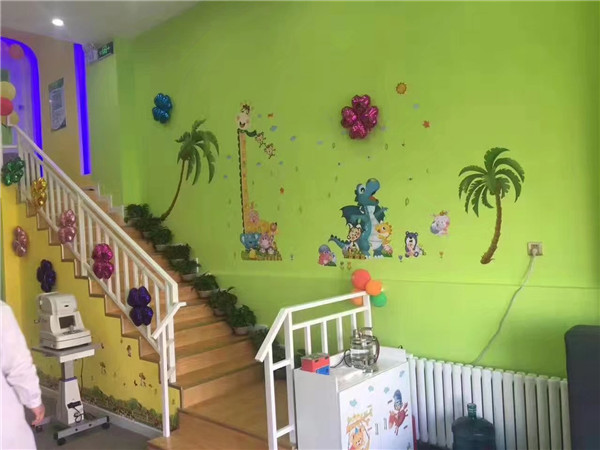 易視界幸福小學店店內環境