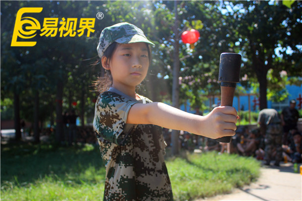 認真訓練的小伙伴