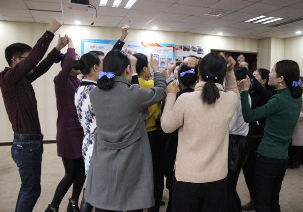 易視界激情的團(tuán)隊(duì)風(fēng)采展示