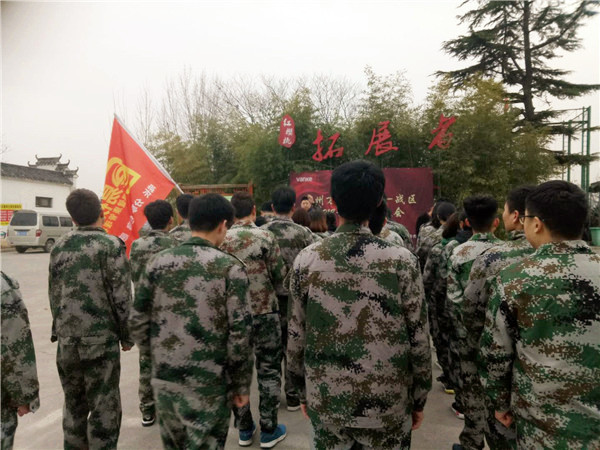 易視界伙伴認真訓練中