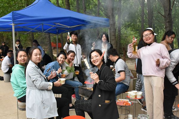 易視界伙伴們嗨起來