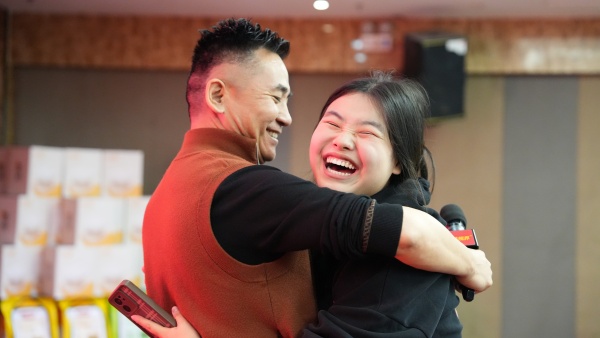 易視界2025年10月嘉獎會暨11月啟動大會精彩瞬間