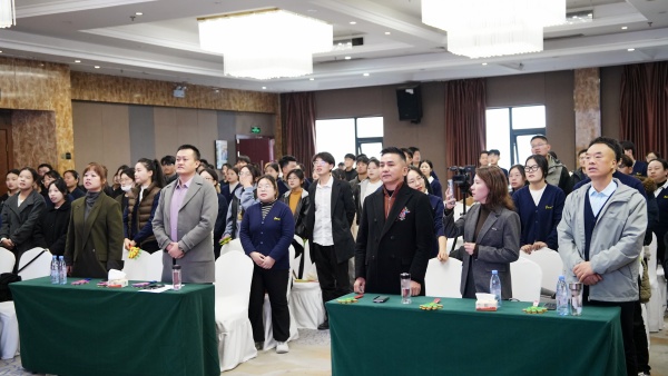 易視界2025年10月嘉獎會暨11月啟動大會精彩瞬間