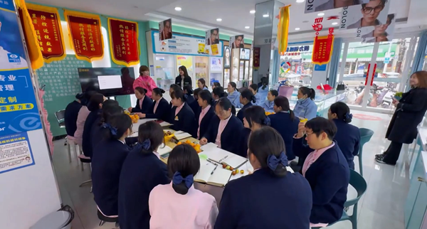 易視界服務一線行:以專業深耕市場,用奮斗賦能未來