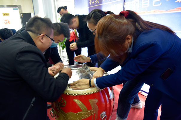 易視界2020年10月嘉獎會暨11月啟動大會圓滿結束