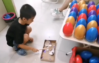 易視界文化店砸金蛋活動火熱進行中