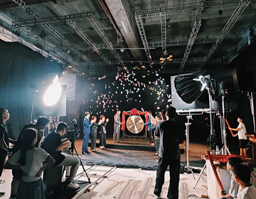 易視界拍攝現場，每一幀驚艷背后，都是汗水澆灌的堅持